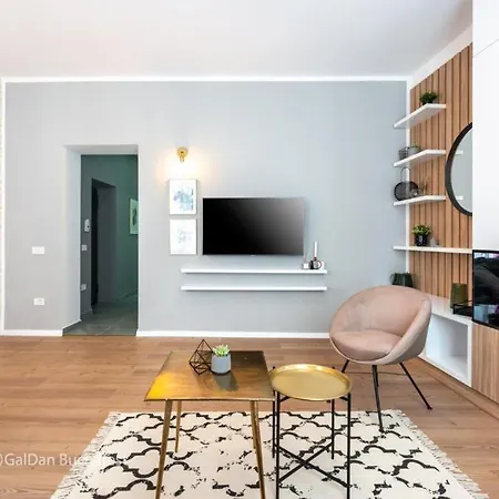The Loft-old Town Cozy Бухарест