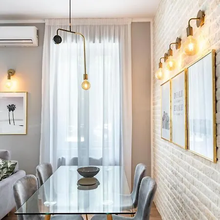 The Loft-old Town Cozy Бухарест